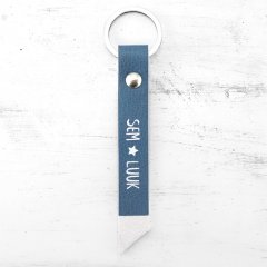 Sleutelhanger met eigen tekst blauw